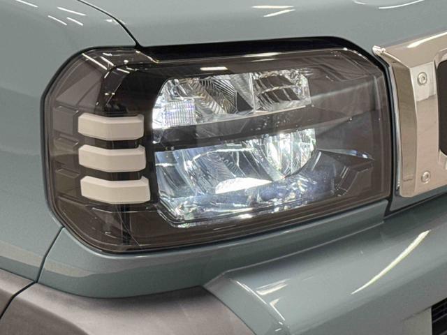 ＬＥＤヘッドランプも標準装備しております。夜間の視界も良好です。