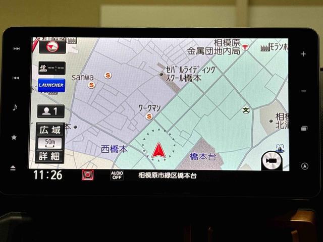 純正９インチメモリーナビ、ＤＶＤ再生、Ｂｌｕｅｔｏｏｔｈオーディオ、携帯電話ハンズフリー通話が可能です。