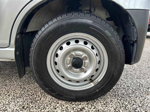 ハイゼットカーゴ デラックス　ＥＴＣ車載器　リヤベンチシート　保証　まごころ保証　１年間・走行距離無制限付き　リヤベンチシート　前席パワーウインドウ　キーレスエントリー　ＥＴＣ車載器　リヤソナーセンサー　ＡＭ／ＦＭラジオ　エアコン（38枚目）