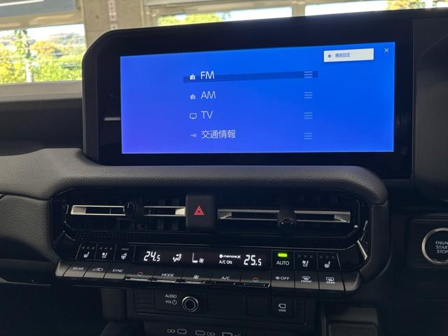 ランドクルーザー２５０ ＶＸ　トヨタチームメイト　丸目ヘッドランプ　サンルーフ　黒革シート　デジタルインナーミラー　フロアマット　サイドバイザー（16枚目）