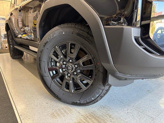 ランドクルーザー２５０ ＶＸ　トヨタチームメイト　丸目ヘッドランプ　サンルーフ　黒革シート　デジタルインナーミラー　フロアマット　サイドバイザー（39枚目）