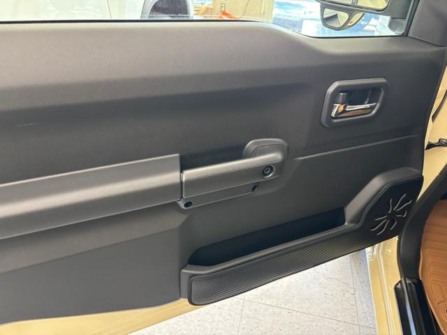 ジムニー ＸＣ　４ＷＤ　ターボ　セーフティサポート　禁煙車　コーナーセンサー　スマートキー　ＬＥＤヘッド　クルコン　オートハイビーム　シートカバー（16枚目）