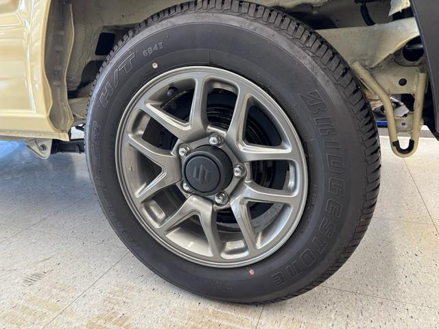 ジムニー ＸＣ　４ＷＤ　ターボ　セーフティサポート　禁煙車　コーナーセンサー　スマートキー　ＬＥＤヘッド　クルコン　オートハイビーム　シートカバー（32枚目）