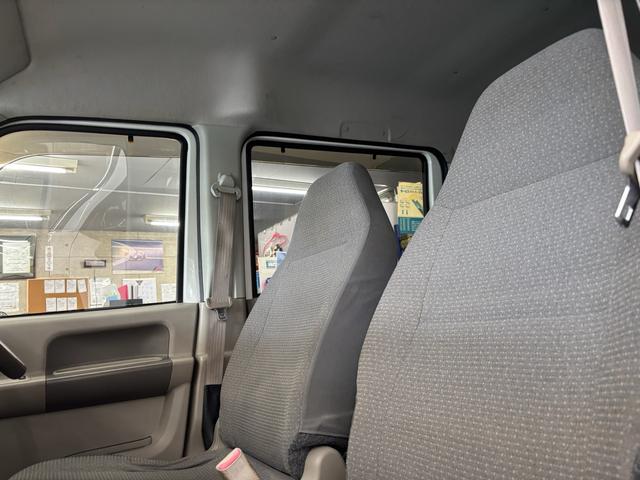 エブリイ ＰＣ　キーレス　パワステ　パワーウィンドウ（10枚目）