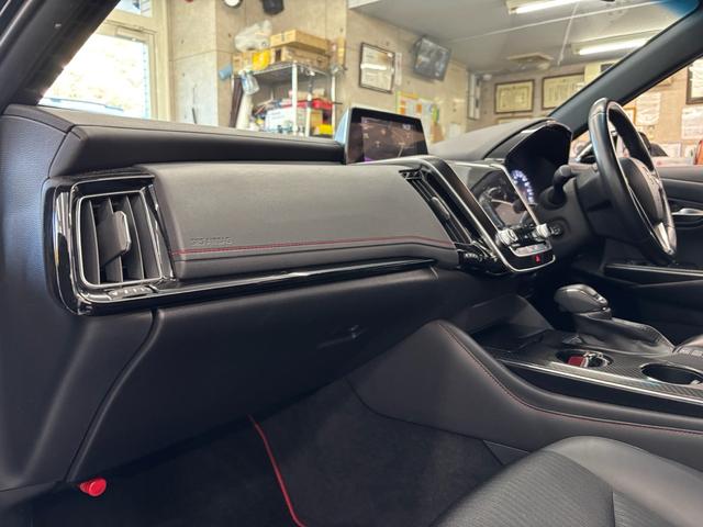 クラウンハイブリッド ＲＳ　リミテッド　ＬＥＤヘッドライト　サイドエアバッグ　１オーナー　盗難防止システム　Ｐシート　Ｂカメラ　エアバッグ　ＤＶＤ　ＡＢＳ　クルーズコントロール　キーレス　フルセグ　スマートキー　アルミホイール　メモリーナビ（14枚目）