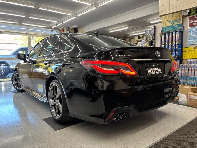 クラウンハイブリッド ＲＳ　リミテッド　ＬＥＤヘッドライト　サイドエアバッグ　１オーナー　盗難防止システム　Ｐシート　Ｂカメラ　エアバッグ　ＤＶＤ　ＡＢＳ　クルーズコントロール　キーレス　フルセグ　スマートキー　アルミホイール　メモリーナビ（31枚目）