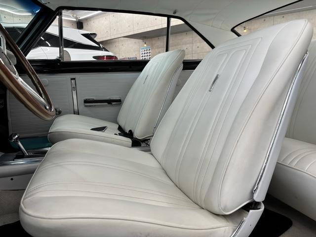 シボレーノーバ エアサス ホワイトレザー フルカスタム(4枚目)