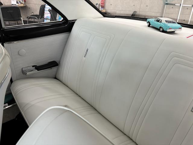 シボレーノーバ エアサス ホワイトレザー フルカスタム(8枚目)