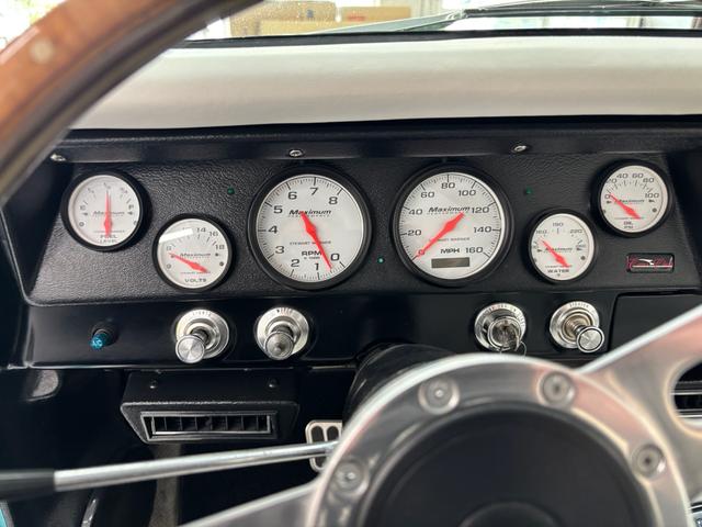 シボレーノーバ エアサス ホワイトレザー フルカスタム(12枚目)