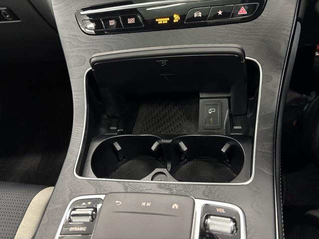 GLC GLC63 S 4マチック+クーペ ディーラー記憶簿!AMGパフォーマンスパッケージ・カーボンローター&ゴールドキャリパー&パフォーマンスシート サンルーフ レーダーセーフティパッケージ(13枚目)