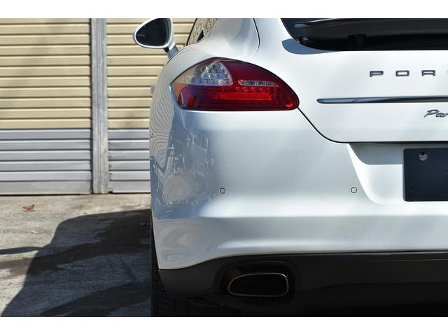 パナメーラ ベースグレード　ベージュレザー　シートヒーター　２２インチアルミホイール　パワーバックドア　Ｖ６エンジン（20枚目）