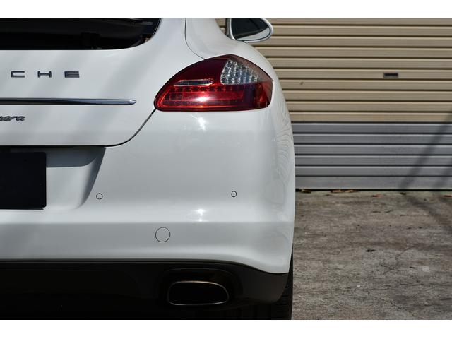 パナメーラ ベースグレード　ベージュレザー　シートヒーター　２２インチアルミホイール　パワーバックドア　Ｖ６エンジン（21枚目）