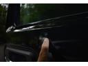 ラグジュアリーパッケージ　リフトアップ　オーバーフェンダー　新品２０インチアルミ　新品タイヤ　ヘッドレストモニター２台　ナビ　フルセグ　ドラレコ　バックカメラ　リアバネサス　グリルガード(77枚目)