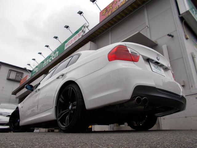 ３シリーズ ３２０ｉ　Ｍスポーツパッケージ　車検２年付き☆６速マニュアル☆Ｍスポーツパッケージ☆スマートキー☆バックモニター☆カロッツェリアＨＤＤナビ☆ＥＴＣ☆禁煙車☆（8枚目）