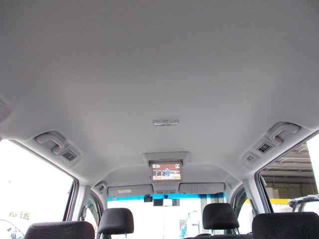ステップワゴンスパーダ Ｚ　車検２年付き☆純正ＨＤＤナビ☆フリップダウンモニター☆バックカメラ☆アラウンドビュー☆両側パワースライドドア☆地デジＴＶ☆ＥＴＣ☆３列シ－ト☆キーフリー☆ＤＶＤ再生☆禁煙車（29枚目）