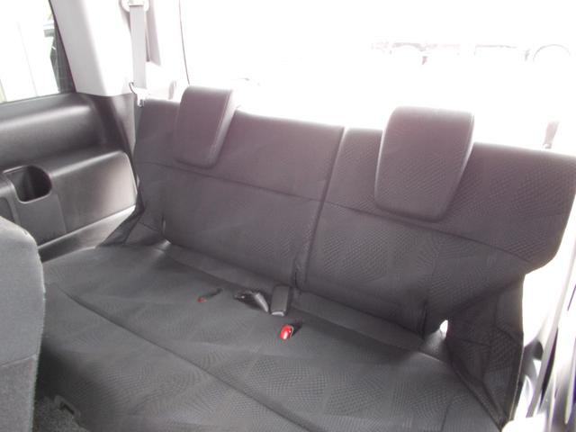 ステップワゴンスパーダ Ｚ　車検２年付き☆純正ＨＤＤナビ☆フリップダウンモニター☆バックカメラ☆アラウンドビュー☆両側パワースライドドア☆地デジＴＶ☆ＥＴＣ☆３列シ－ト☆キーフリー☆ＤＶＤ再生☆禁煙車（33枚目）