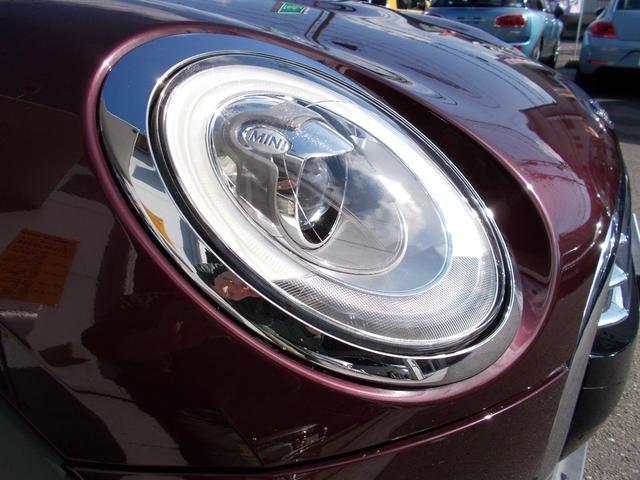 ＭＩＮＩ クーパー　クラブマン　車検２年付き☆ピュアバーガンディー☆ルーフグレー☆純正ＨＤＤナビ☆バックモニター☆Ｂｌｕｅｔｈｏｏｔｈ☆ペッパーパッケージ☆ＬＥＤヘッドライト☆オートライト☆クルコン☆禁煙車☆ＥＴＣ☆（12枚目）