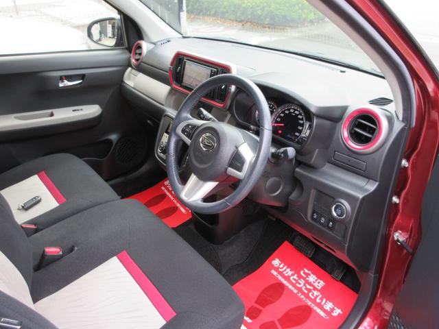 室内ピカピカ！気持ちよくドライブしてください♪