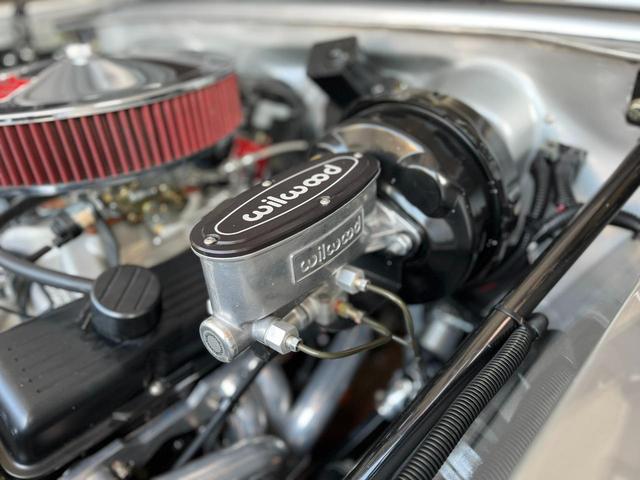 シボレーノーバ 　１９６３ｙモデル　内外装フルレストア　Ｃｈｅｖｏｒｅｔ　３５０ＥＧ　ＧＭ　７００ｒ４　４　ｓｐｅｅｄ　Ｅｄｅｌｂｒｏｃｋ　ＣＡＲＢ　ＡＶＳ２　ＭＳＤ　Ｄｉｓｔｒｉｂｕｔｏｒ＆Ｃｏｉｌ（26枚目）