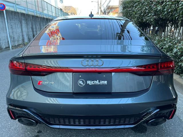 アウディ ＲＳ７スポーツバック