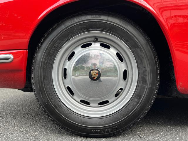 ９１１ ９１１　１９６５ｙ　エンジンＯＨ　内外装レストア済み（3枚目）