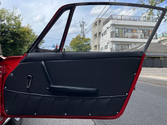 ９１１ ９１１　１９６５ｙ　エンジンＯＨ　内外装レストア済み（21枚目）