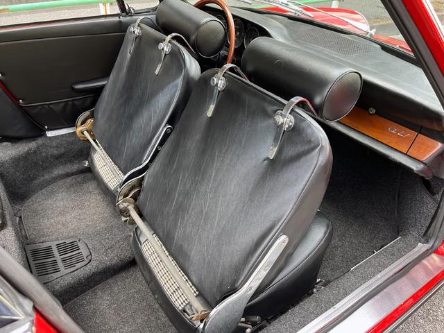 ９１１ ９１１　１９６５ｙ　エンジンＯＨ　内外装レストア済み（28枚目）