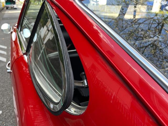 ９１１ ９１１　１９６５ｙ　エンジンＯＨ　内外装レストア済み（29枚目）