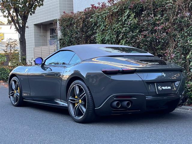 ローマスパイダー ベースグレード　ＯＰ７７９　カーボンフロントスポイラー＆リアディフューザー＆シルカバー　スポークエクゾースト　ＬＥＤカーボンステアリング　マグネライドショックアブソーバー　２０インチ鍛造ダイヤモンドカットＡＷ（10枚目）