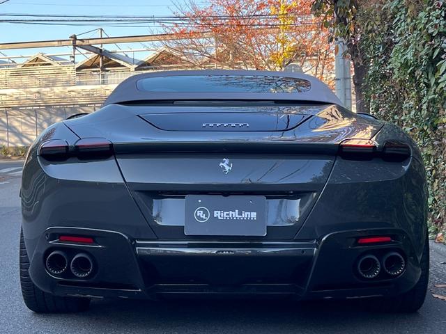 ローマスパイダー ベースグレード　ＯＰ７７９　カーボンフロントスポイラー＆リアディフューザー＆シルカバー　スポークエクゾースト　ＬＥＤカーボンステアリング　マグネライドショックアブソーバー　２０インチ鍛造ダイヤモンドカットＡＷ（11枚目）