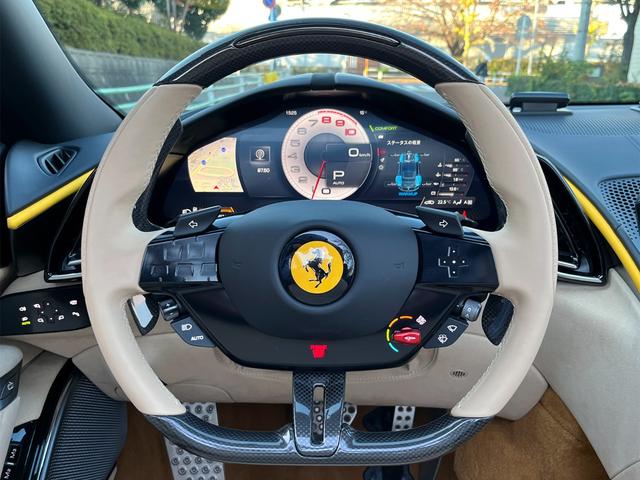 ローマスパイダー ベースグレード　ＯＰ７７９　カーボンフロントスポイラー＆リアディフューザー＆シルカバー　スポークエクゾースト　ＬＥＤカーボンステアリング　マグネライドショックアブソーバー　２０インチ鍛造ダイヤモンドカットＡＷ（20枚目）