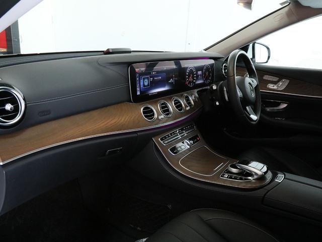 MERCEDES BENZ E-CLASS E400 4MATIC EXCLUSIVE