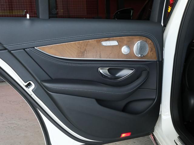 MERCEDES BENZ E-CLASS E400 4MATIC EXCLUSIVE