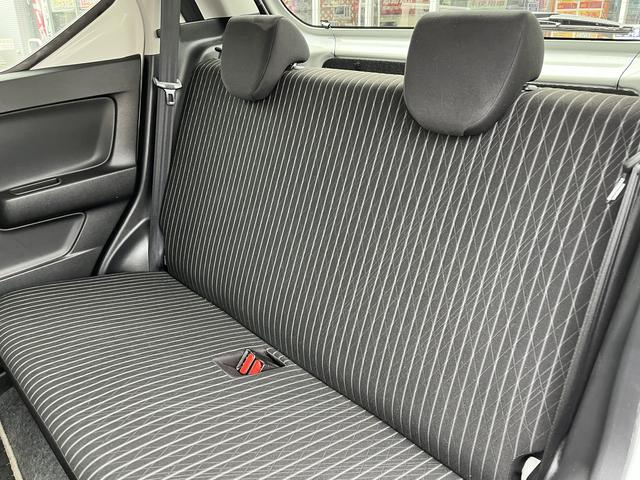 アルトワークス ベースグレード　インタークーラーターボ　４ＷＤ　５速マニュアルミッション　純正レカロシート　ＨＩＤオートヘッドライト　純正１５インチアルミホイール（31枚目）