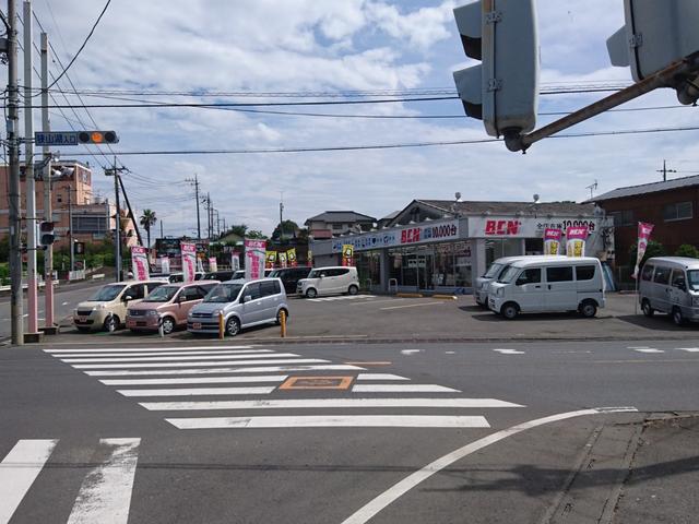 スペーシア Ｘ　全方位カメラ付きメモリーナビ装着車　両側パワースライドドア　ドライブレコーダー　シートヒーター　ＨＩＤオートヘッドライト　ステアリングスイッチ　プッシュスタート　キーフリー　Ｓエネチャージ（24枚目）