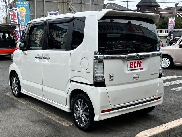 Ｎ－ＢＯＸカスタム Ｇ　ＳＳパッケージ　あんしんパッケージ　レーダーブレーキ　両側パワースライドドア　ＨＩＤオートヘッドライト　社外１４インチアルミホイール　アイドリングストップ　プッシュスタート　キーフリー（7枚目）