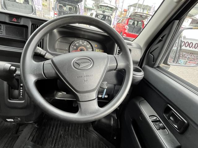 ハイゼットカーゴ 　デラックス　ハイルーフ　エアコン　パワーステアリング　パワーウインドー　ＥＴＣ　キーレス　アイドリングストップ　走行距離　３０，９００キロメートル　車検　令和８年８月まで（42枚目）