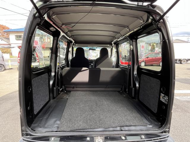 ハイゼットカーゴ 　デラックス　ハイルーフ　エアコン　パワーステアリング　パワーウインドー　ＥＴＣ　キーレス　アイドリングストップ　走行距離　３０，９００キロメートル　車検　令和８年８月まで（43枚目）