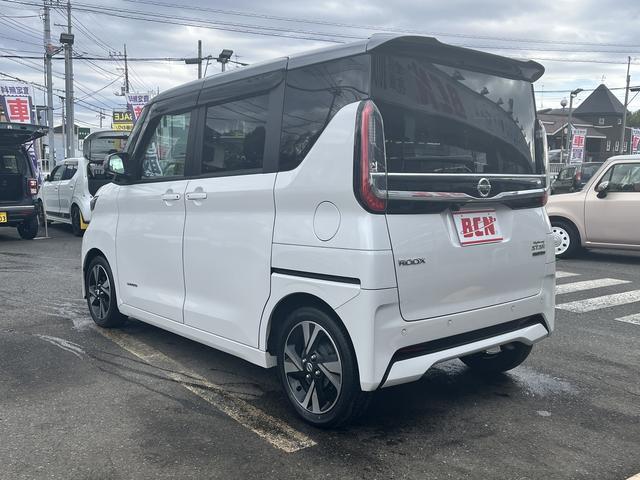 ルークス ハイウェイスター　Ｇターボ　プロパイロットエディション　９インチナビゲーション　フルセグＴＶ　アラウンドビューモニター　Ｂｌｕｅｔｏｏｔｈ対応　両側パワースライドドア　ドライブレコーダー　シートヒーター　オートパワスラ　ＬＥＤ（7枚目）