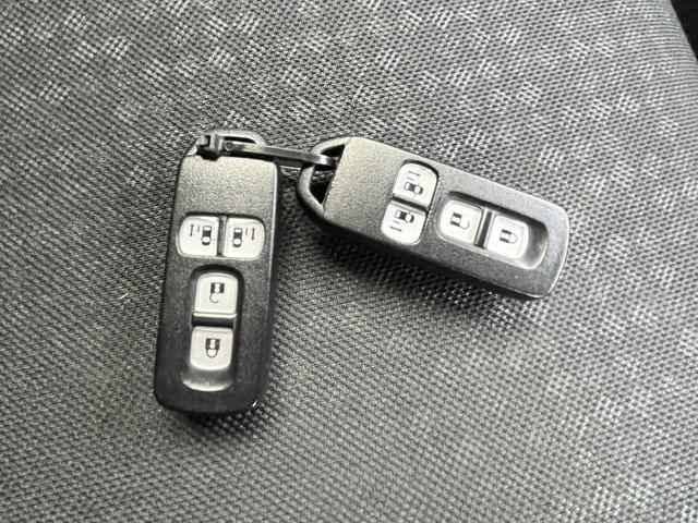 N-BOXカスタム G・Lパッケージ 8インチナビゲーション フルセグTV バックカメラ Bluetooth対応 両側パワースライドドア ETC ステアリングスイッチ オートドアミラー HIDオートヘッドライト プッシュスタート(41枚目)