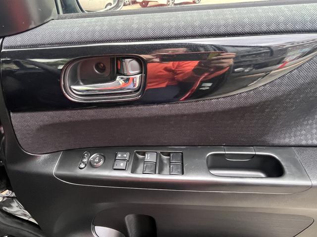 N-BOXカスタム G・Lパッケージ 8インチナビゲーション フルセグTV バックカメラ Bluetooth対応 両側パワースライドドア ETC ステアリングスイッチ オートドアミラー HIDオートヘッドライト プッシュスタート(42枚目)