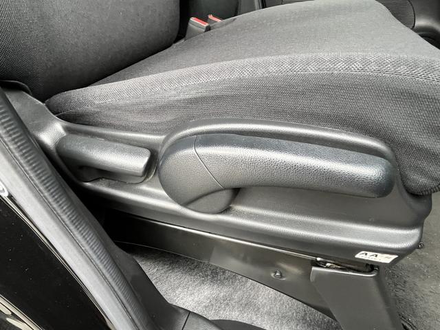 N-BOXカスタム G・Lパッケージ 8インチナビゲーション フルセグTV バックカメラ Bluetooth対応 両側パワースライドドア ETC ステアリングスイッチ オートドアミラー HIDオートヘッドライト プッシュスタート(43枚目)