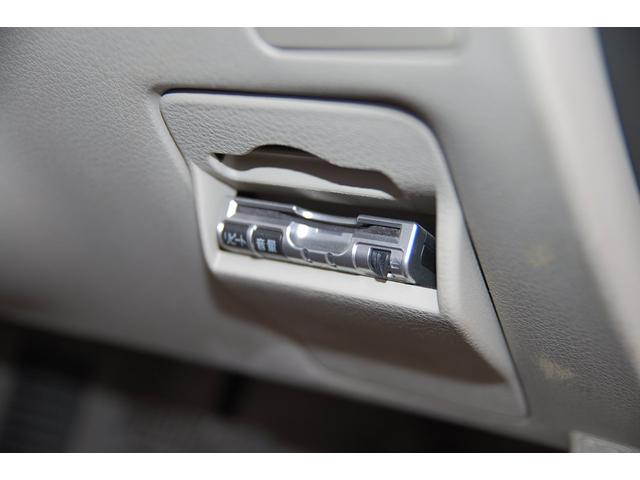 ビームスエディション 15S ナビ ワンセグ レザーシート(9枚目)
