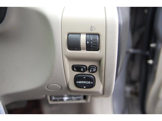 ビームスエディション 15S ナビ ワンセグ レザーシート(11枚目)