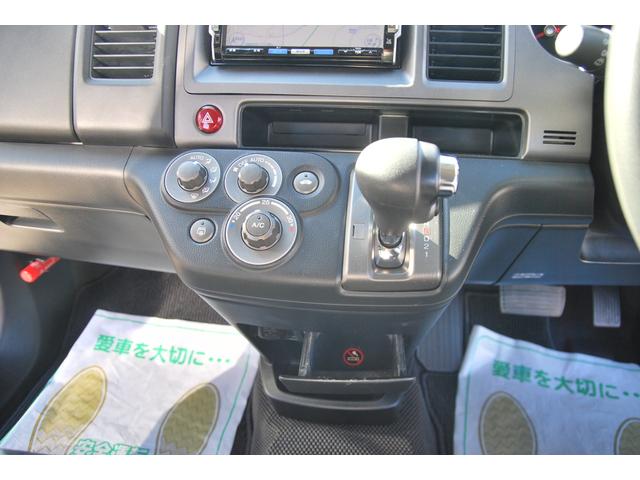 クロスロード ２０Ｘ　走行５．７万キロ　ナビ　ワンセグ　ＣＤ　ＤＶＤ再生　バックカメラ　ＥＴＣ　キーレス　ＨＩＤ　フォグ　エアロ　純正アルミ（10枚目）