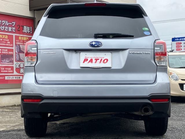 フォレスター スタイルモダン　ｉーＬ　４ＷＤ　アイサイトＶｅｒ３　ナビ　地デジ　ＣＤ再生　ＤＶＤ再生　Ｂｌｕｅｔｏｏｔｈ　ＥＴＣ　バックカメラ　スマートキー　パワーシート　シートヒーター　衝突軽減ブレーキ　アルミ　記録簿（8枚目）