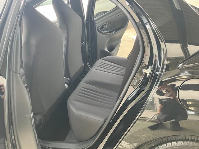ヤリス X 衝突軽減 レーンキープ Bカメラ Bluetoothオーディオ Iストップ スマキー 禁煙車 ABS 電格ミラー 運転席エアバッグ 助手席エアバッグ エアコン パワーウィンドウ パワーステアリング(35枚目)