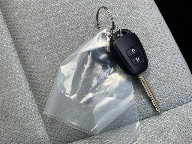 アクア Ｌ　衝突軽減　レーンキープ　ナビ　Ｂカメラ　Ｂｌｕｅｔｏｏｔｈオーディオ　ＥＴＣ　Ｉストップ　キーレス　ＡＢＳ　オートハイビーム　電格ミラー　運転席エアバッグ　助手席エアバッグ　エアコン（18枚目）