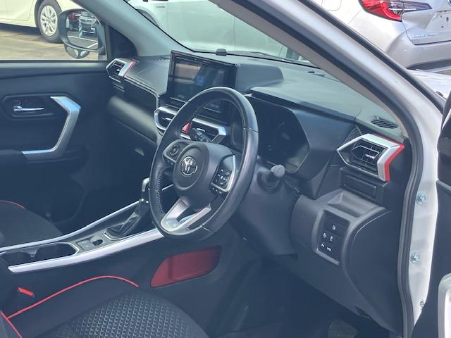 ライズ Ｚ　衝突軽減　レーンキープ　アダプティブクルーズ　シートヒーター　ナビ　フルセグ　Ｂカメラ　Ｂｌｕｅｔｏｏｔｈオーディオ　ＥＴＣ２．０　Ｉストップ　ＬＥＤヘッドライト　１７インチＡＷ　スマキー　禁煙車（31枚目）