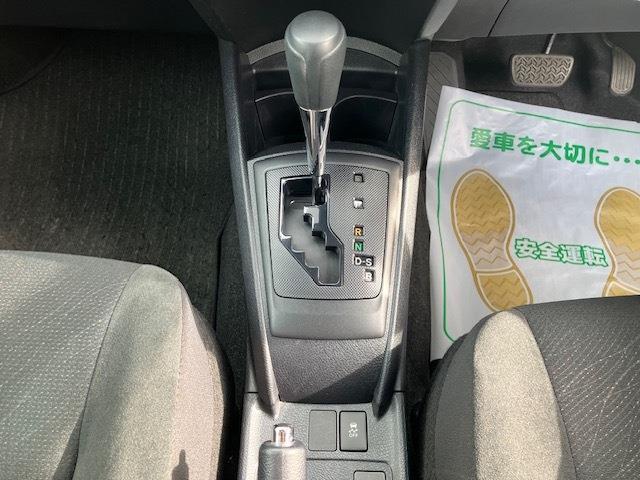カローラアクシオ １．５Ｘ　４ＷＤ　衝突軽減　レーンキープ　ナビ　ＥＴＣ　キーレス　禁煙車　横滑り防止　ＡＢＳ　オートハイビーム　電格ミラー　ＣＤ　運転席エアバッグ　助手席エアバッグ　サイドエアバッグ　エアコン　パワーウィンドウ（26枚目）